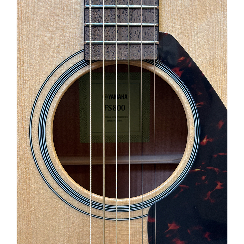 Yamaha FS800 Concert Acoustic Guitar - Natural