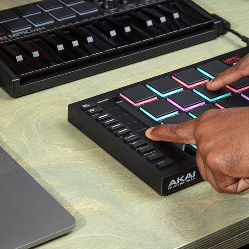 Akai Professional MPC Studio Music Production Controller and MPC Software